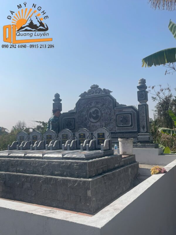 Mẫu tam sơn đá khuôn viên lăng mộ