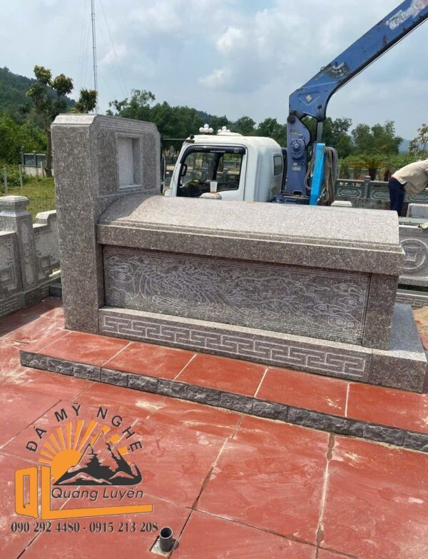 Mộ đá granit
