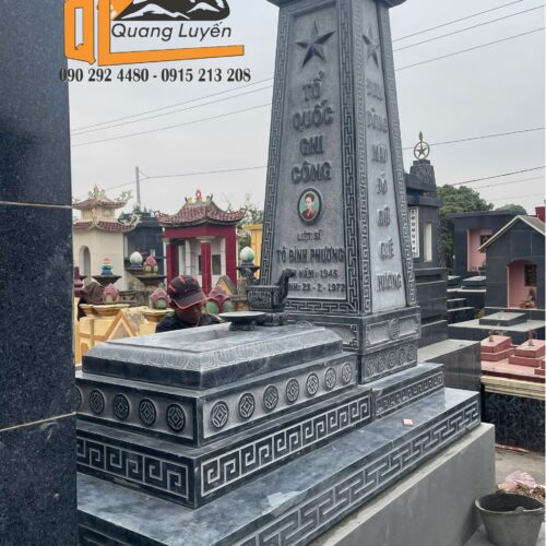 Mộ tháp đá